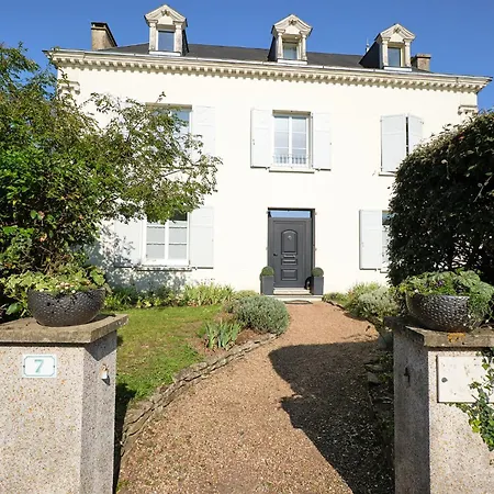 Bed & Breakfast Maison Du 7 *